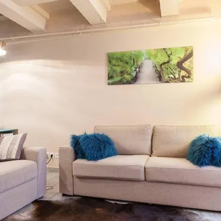 Cosy Flat In The Heart Of Appartement Parijs